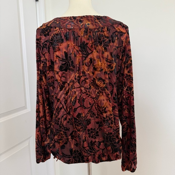 Chico's Brown Burnout Velvet Blouse Long Sleeves Drawstring Hem Size 2/Large - Picture 5 of 10